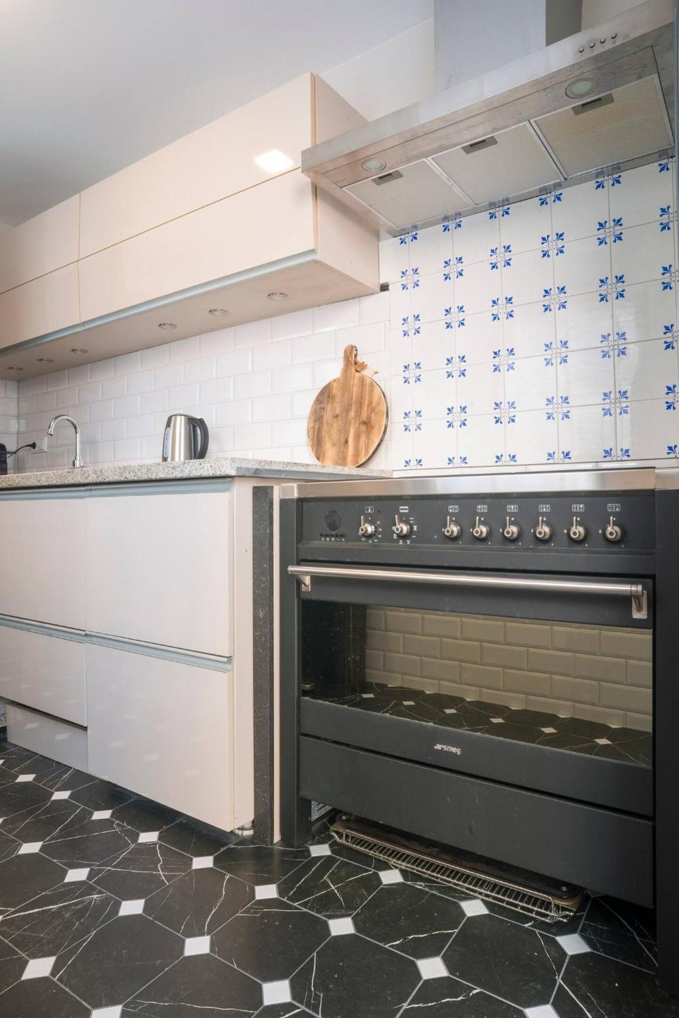 Petite Room With Wifi, Ac, And Shared Kitchen Tilburg Eksteriør billede